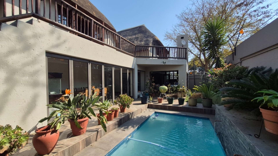 3 Bedroom Property for Sale in Douglasdale Gauteng