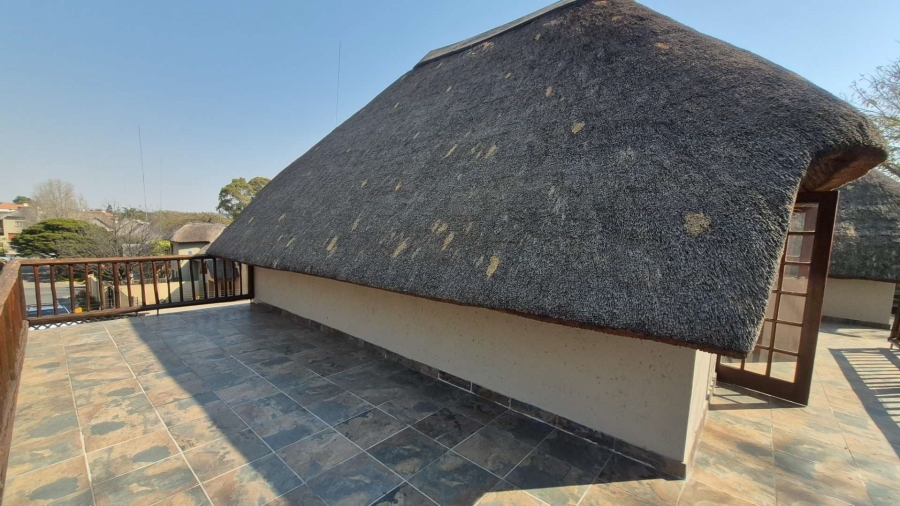 3 Bedroom Property for Sale in Douglasdale Gauteng