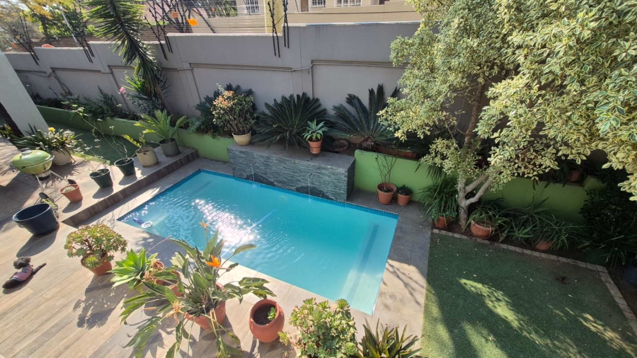 3 Bedroom Property for Sale in Douglasdale Gauteng