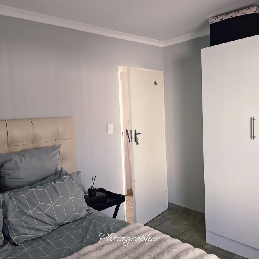 2 Bedroom Property for Sale in Savanna City Gauteng