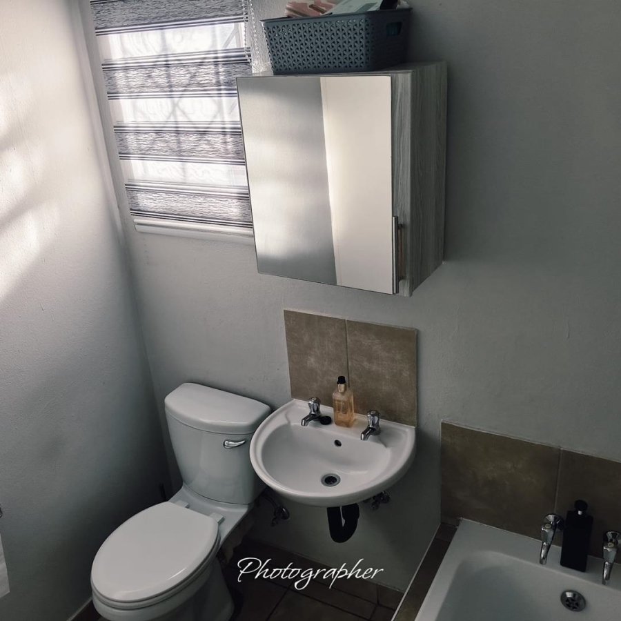 2 Bedroom Property for Sale in Savanna City Gauteng