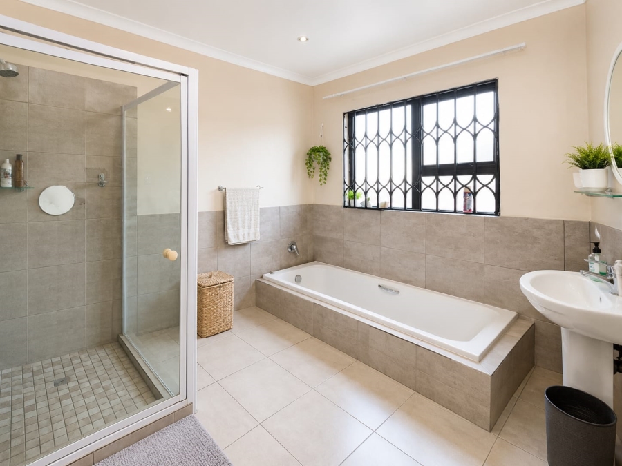 2 Bedroom Property for Sale in Alliance Gauteng