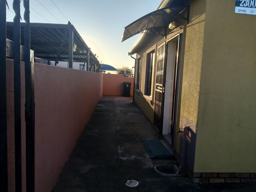 2 Bedroom Property for Sale in Alliance Gauteng