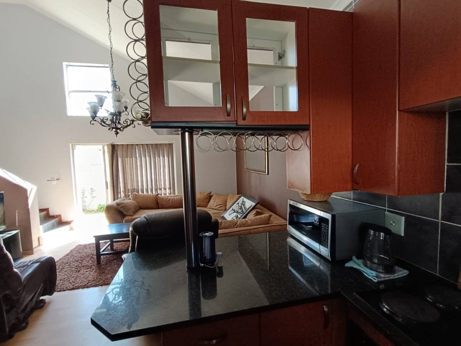 3 Bedroom Property for Sale in Heuwelsig Estate Gauteng