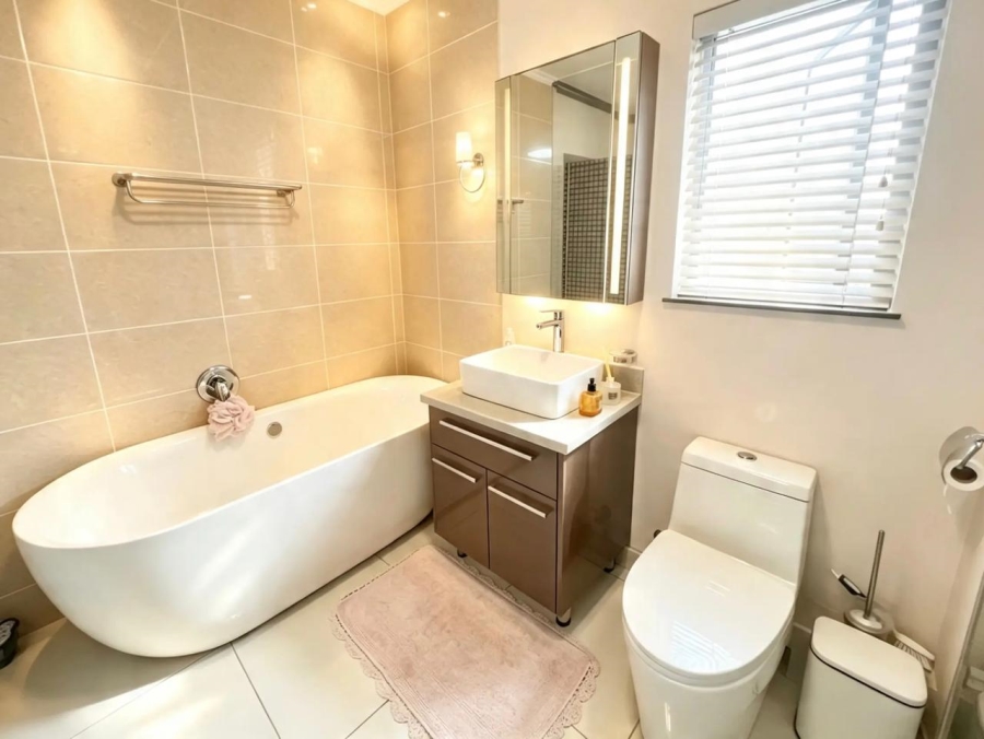 2 Bedroom Property for Sale in Carlswald Gauteng