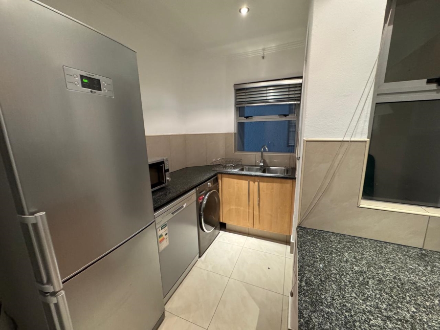 To Let 2 Bedroom Property for Rent in Sandhurst Gauteng