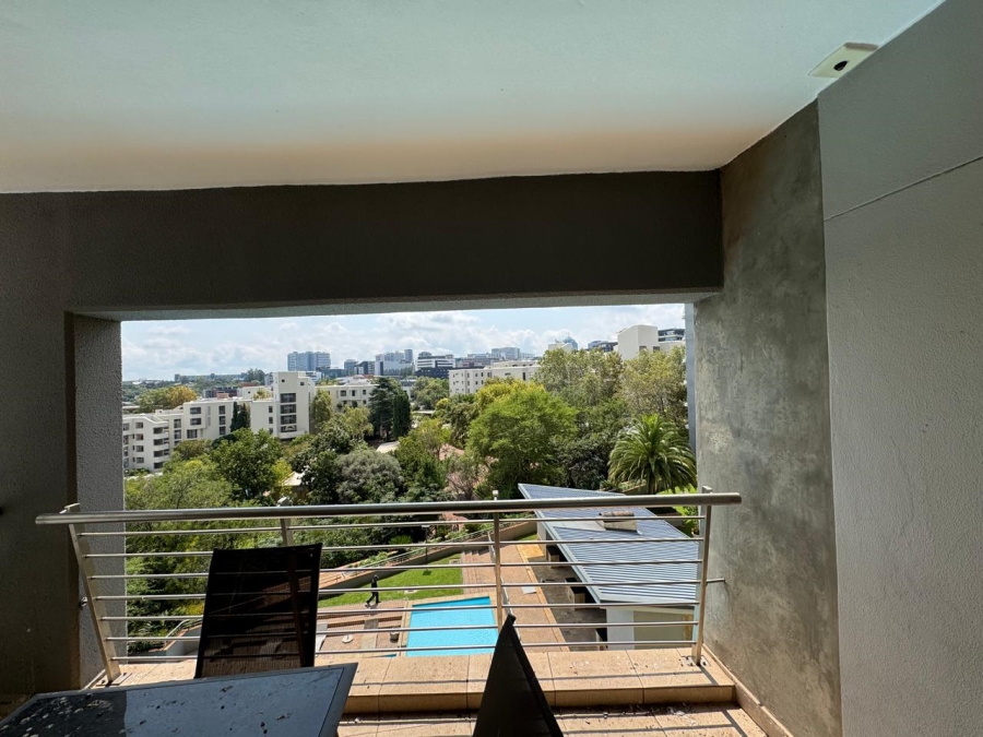 To Let 2 Bedroom Property for Rent in Sandhurst Gauteng