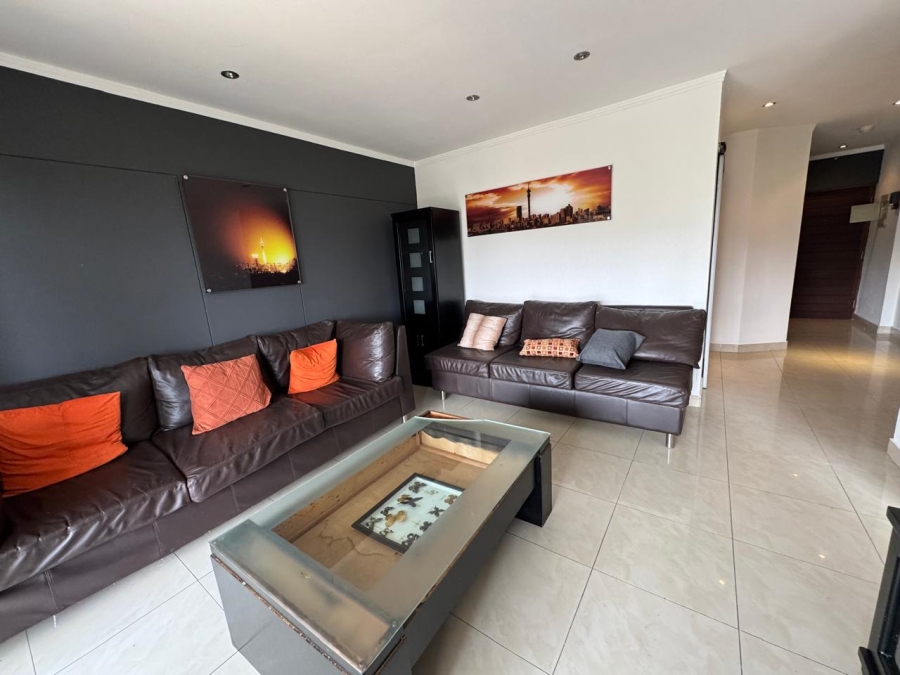To Let 2 Bedroom Property for Rent in Sandhurst Gauteng