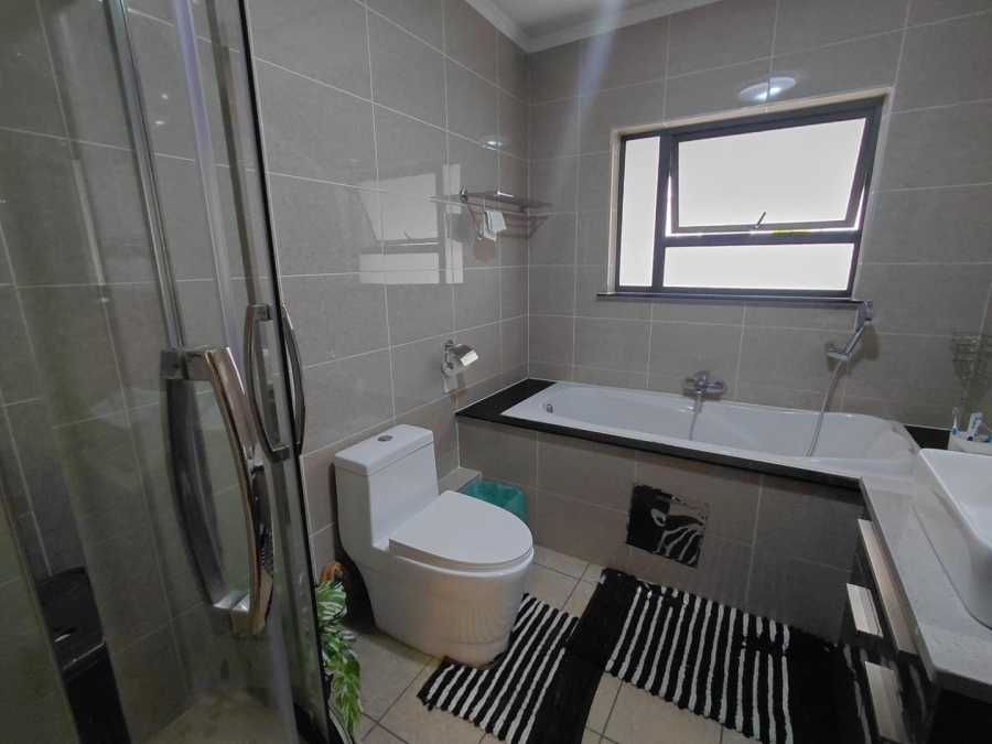To Let 3 Bedroom Property for Rent in Kengies Gauteng