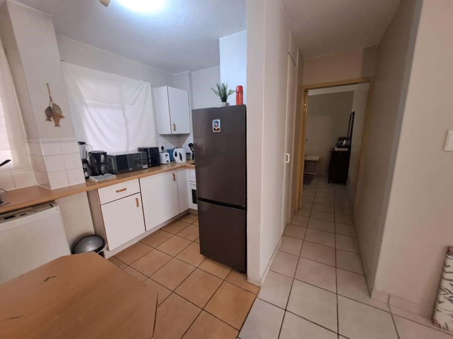 2 Bedroom Property for Sale in Die Hoewes Gauteng