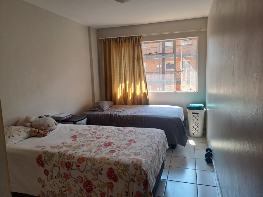 2 Bedroom Property for Sale in Die Hoewes Gauteng