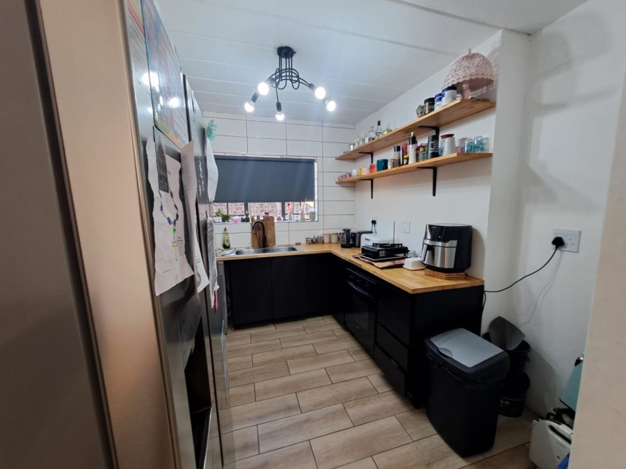 2 Bedroom Property for Sale in Highveld Gauteng