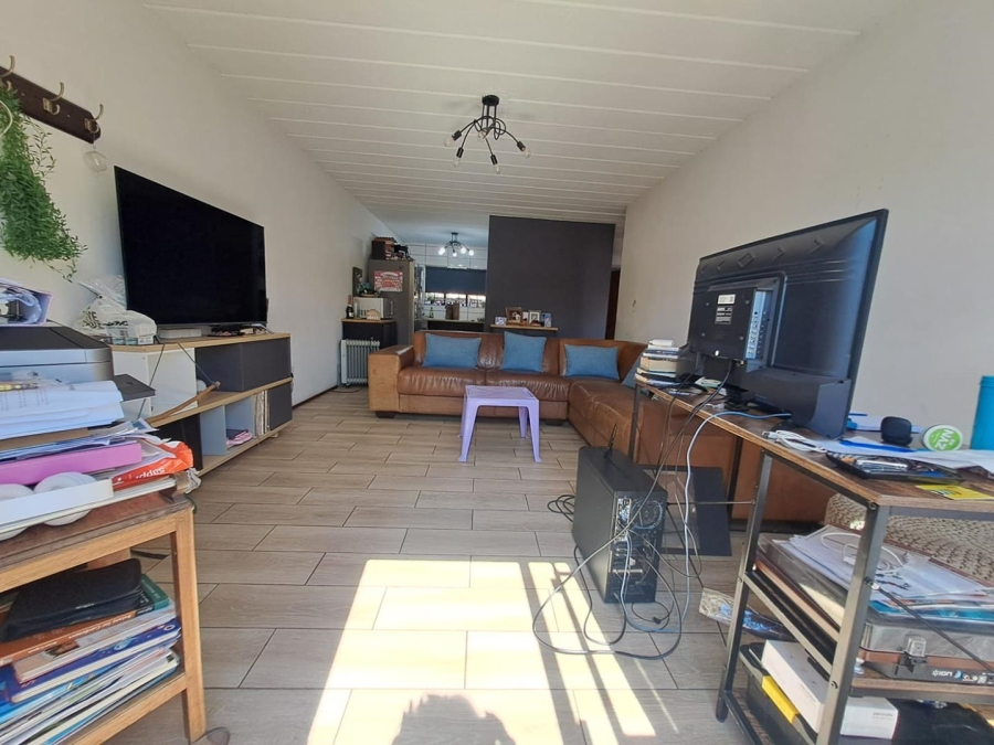 2 Bedroom Property for Sale in Highveld Gauteng