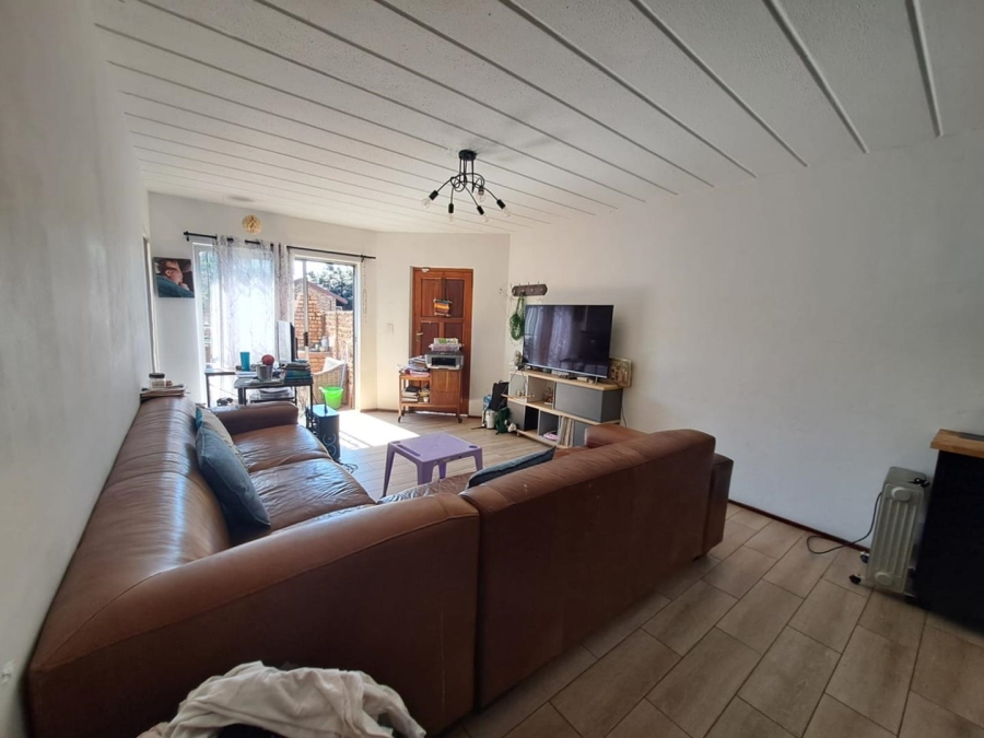 2 Bedroom Property for Sale in Highveld Gauteng