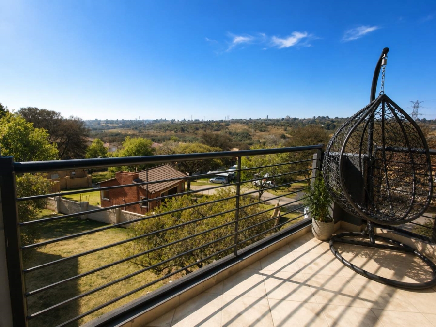 2 Bedroom Property for Sale in Willowbrook Gauteng