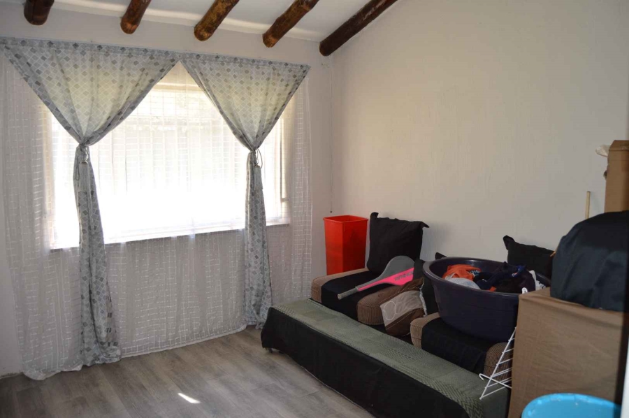 3 Bedroom Property for Sale in Brackendowns Gauteng