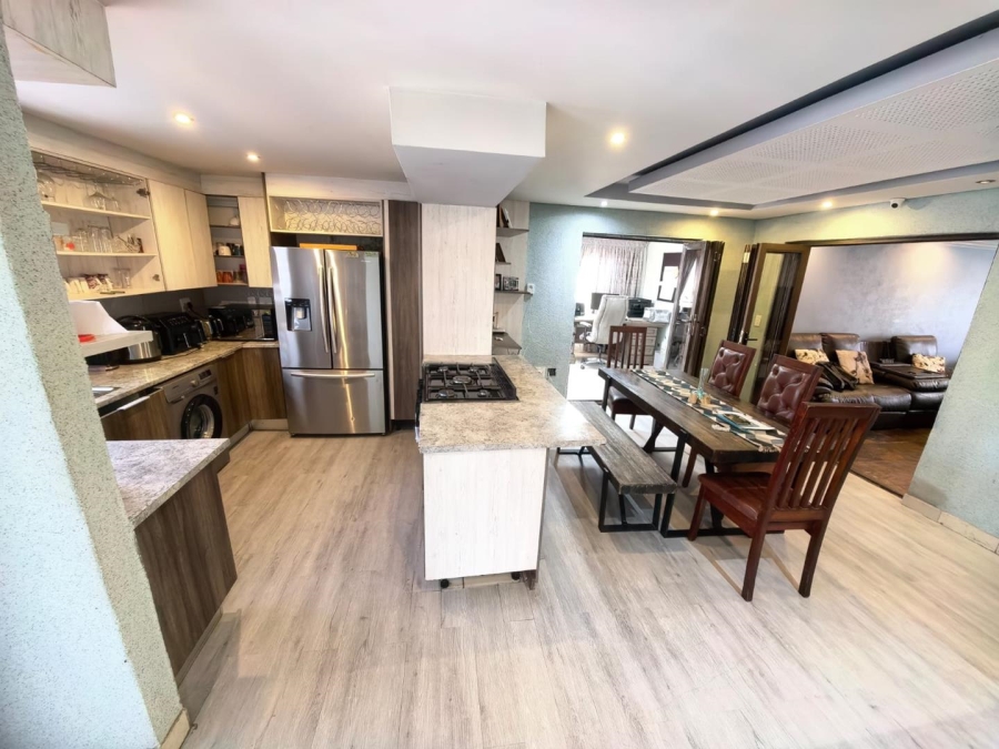 4 Bedroom Property for Sale in The Orchards Gauteng