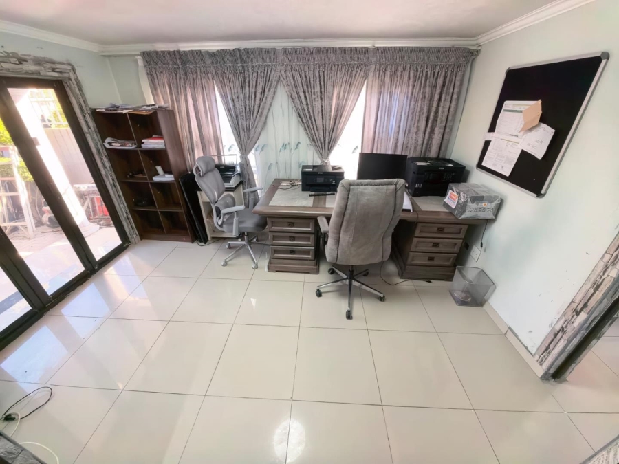 4 Bedroom Property for Sale in The Orchards Gauteng