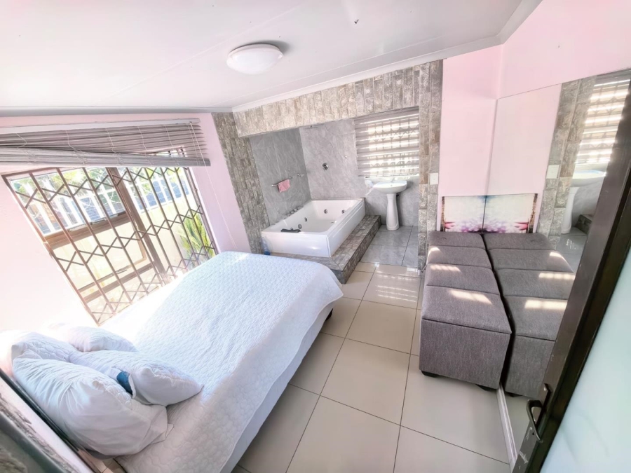 4 Bedroom Property for Sale in The Orchards Gauteng