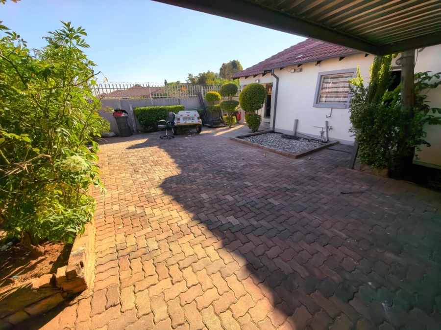 4 Bedroom Property for Sale in The Orchards Gauteng