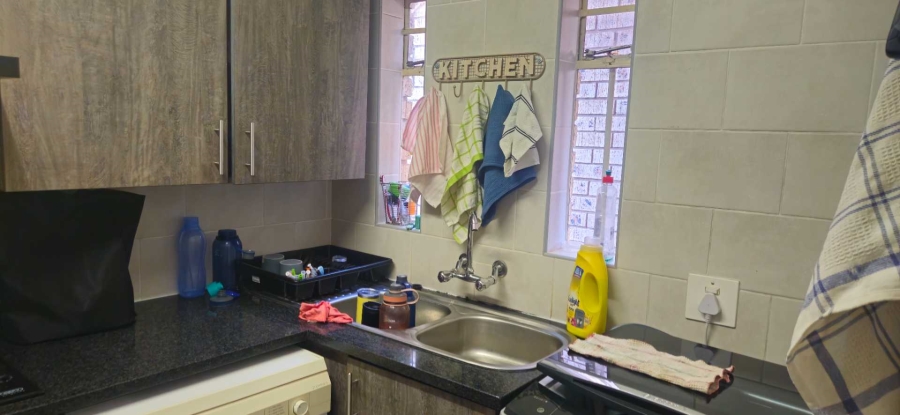 To Let 3 Bedroom Property for Rent in Faerie Glen Gauteng