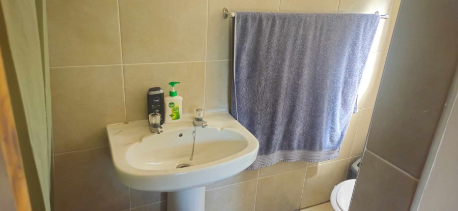 To Let 3 Bedroom Property for Rent in Faerie Glen Gauteng