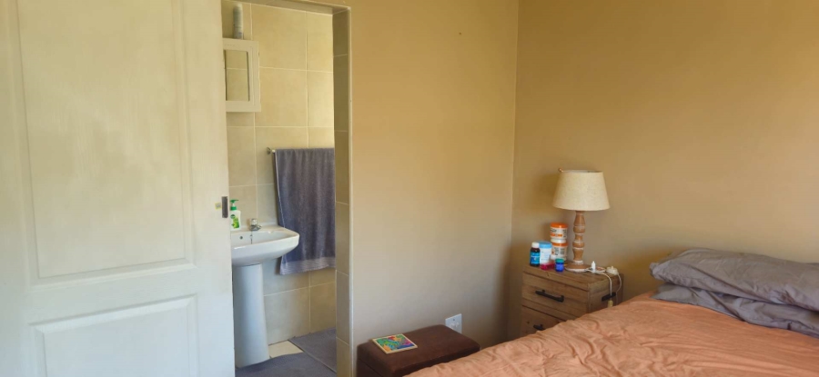 To Let 3 Bedroom Property for Rent in Faerie Glen Gauteng