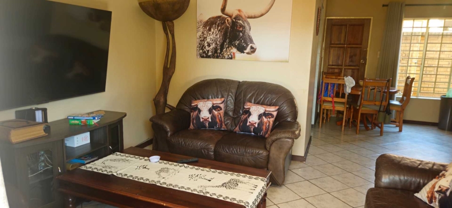 To Let 3 Bedroom Property for Rent in Faerie Glen Gauteng