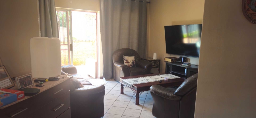 To Let 3 Bedroom Property for Rent in Faerie Glen Gauteng