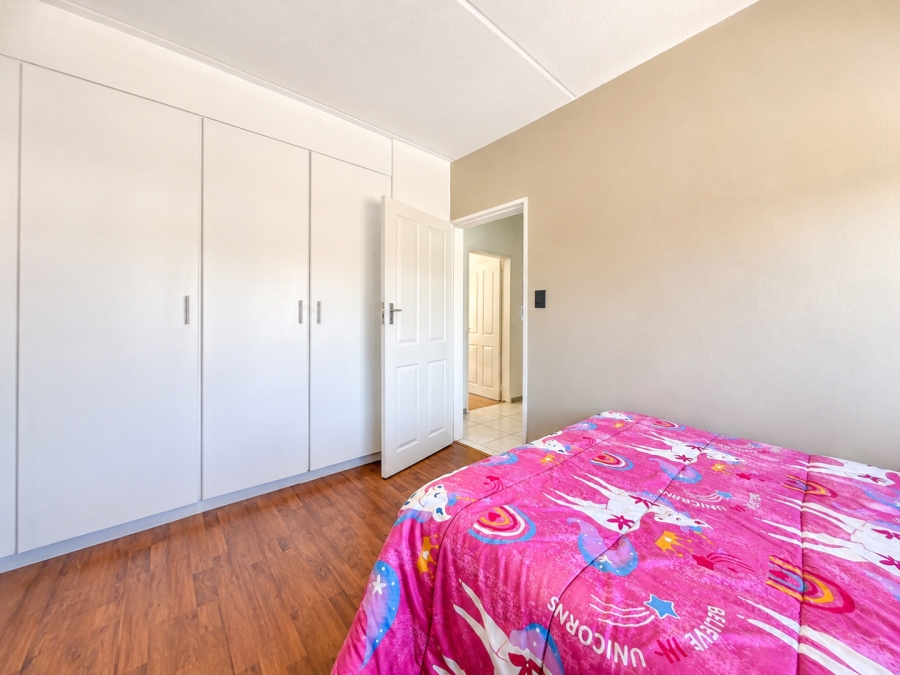 2 Bedroom Property for Sale in Vorna Valley Gauteng