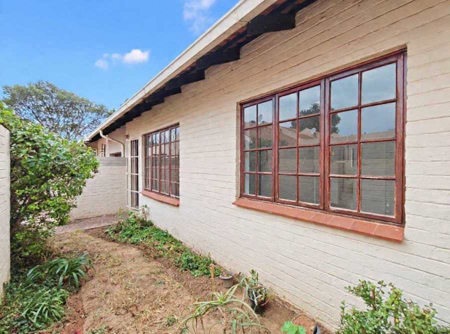 2 Bedroom Property for Sale in Randburg Gauteng