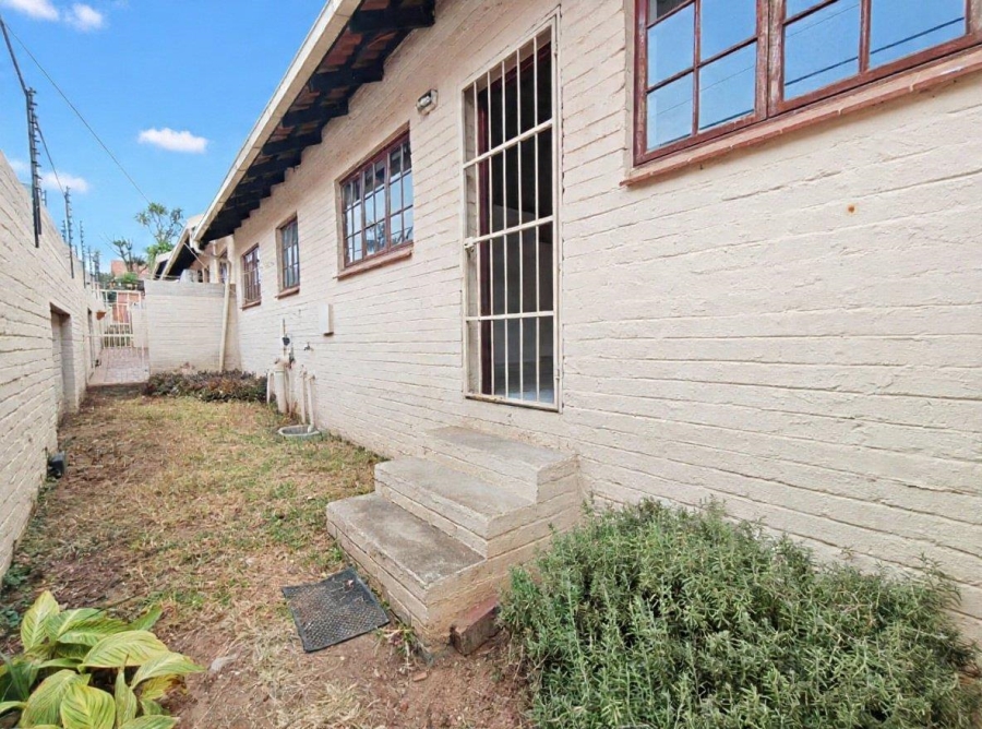2 Bedroom Property for Sale in Randburg Gauteng