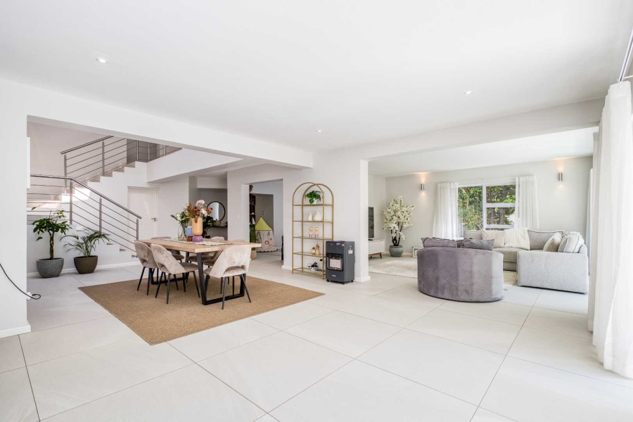 5 Bedroom Property for Sale in Fourways Gardens Gauteng