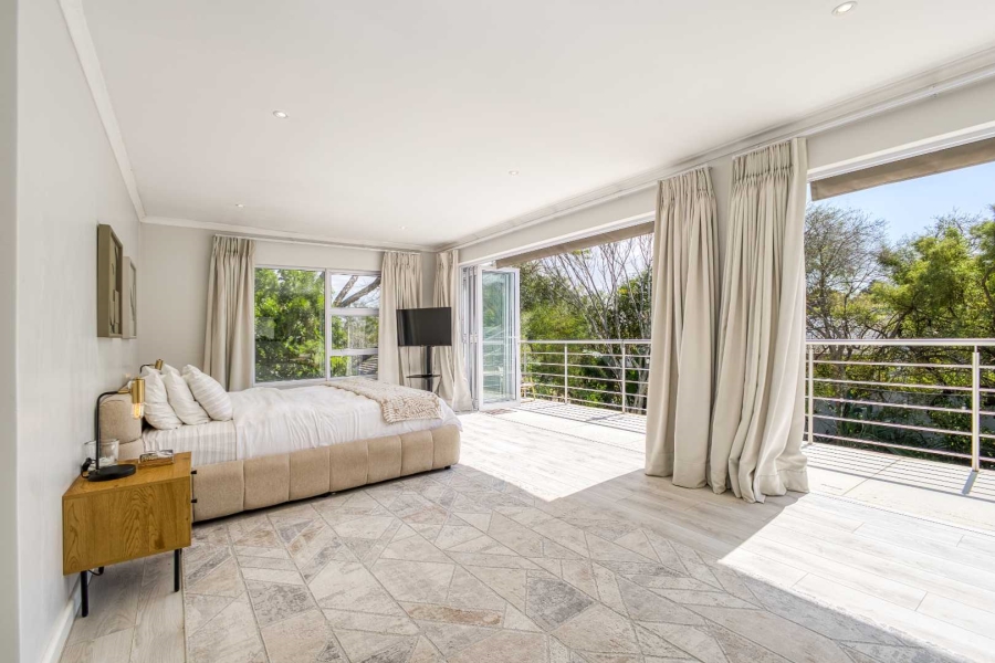 5 Bedroom Property for Sale in Fourways Gardens Gauteng