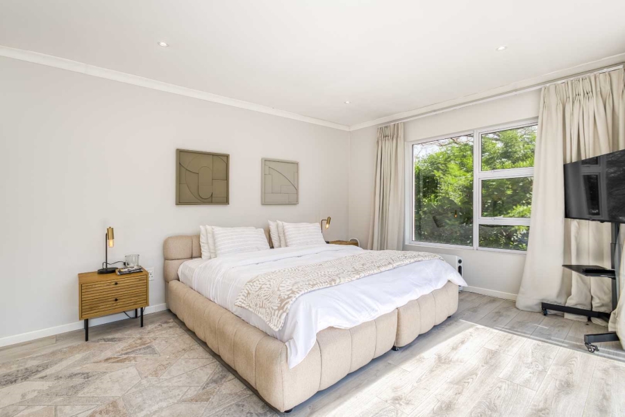 5 Bedroom Property for Sale in Fourways Gardens Gauteng