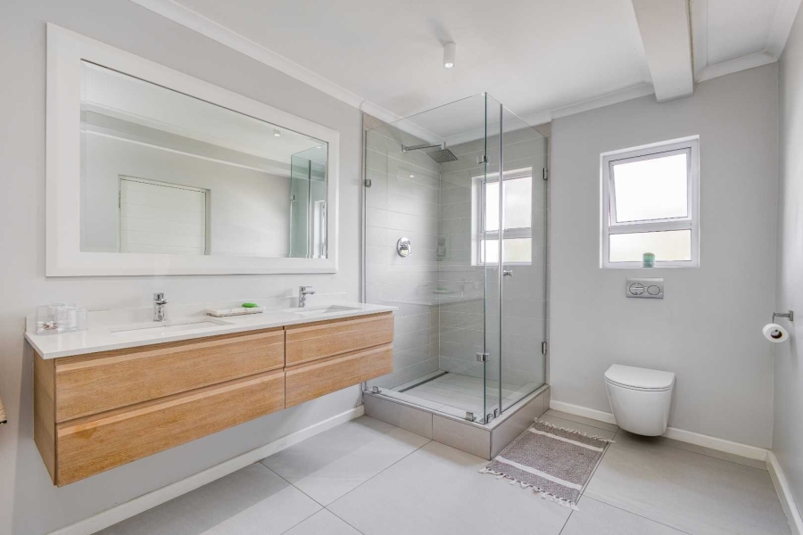 5 Bedroom Property for Sale in Fourways Gardens Gauteng
