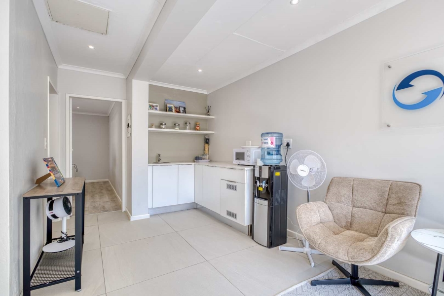 5 Bedroom Property for Sale in Fourways Gardens Gauteng
