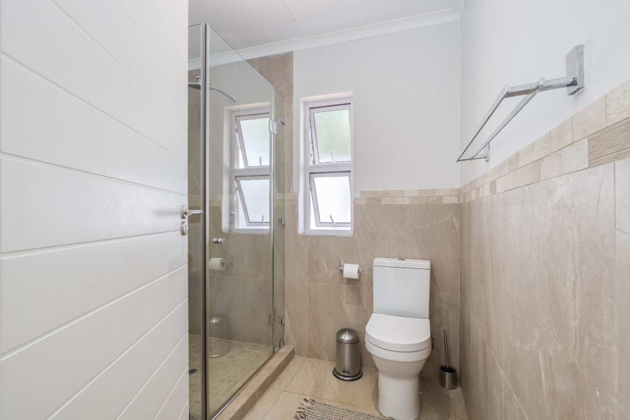 5 Bedroom Property for Sale in Fourways Gardens Gauteng