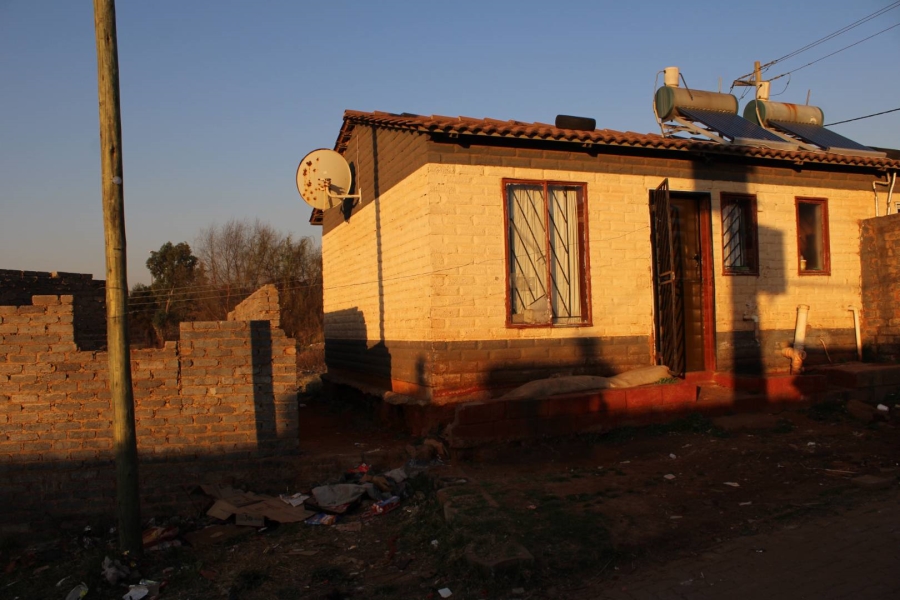 2 Bedroom Property for Sale in Pennyville Gauteng