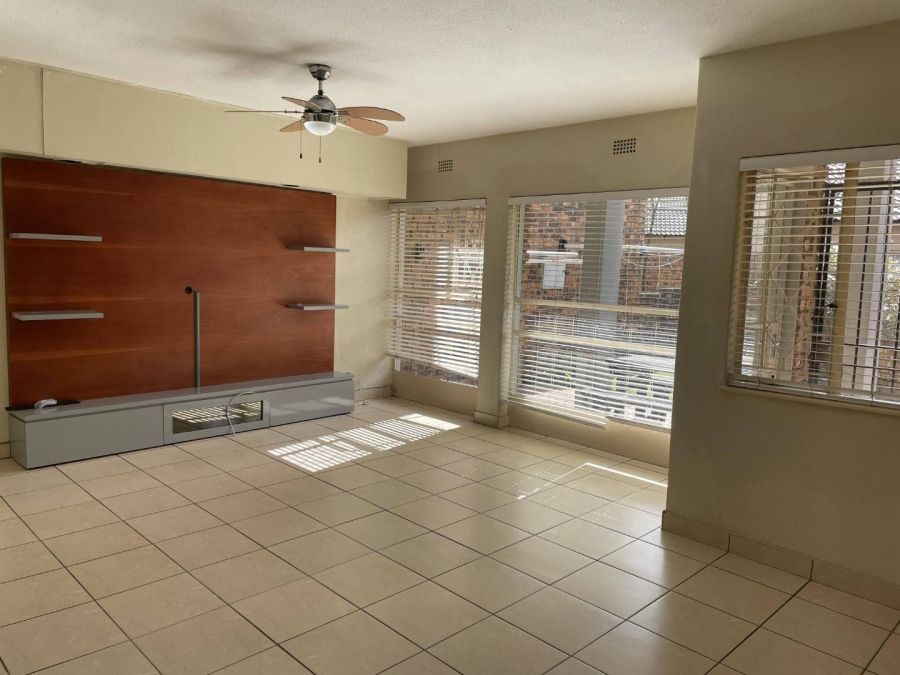 4 Bedroom Property for Sale in Crystal Park Gauteng