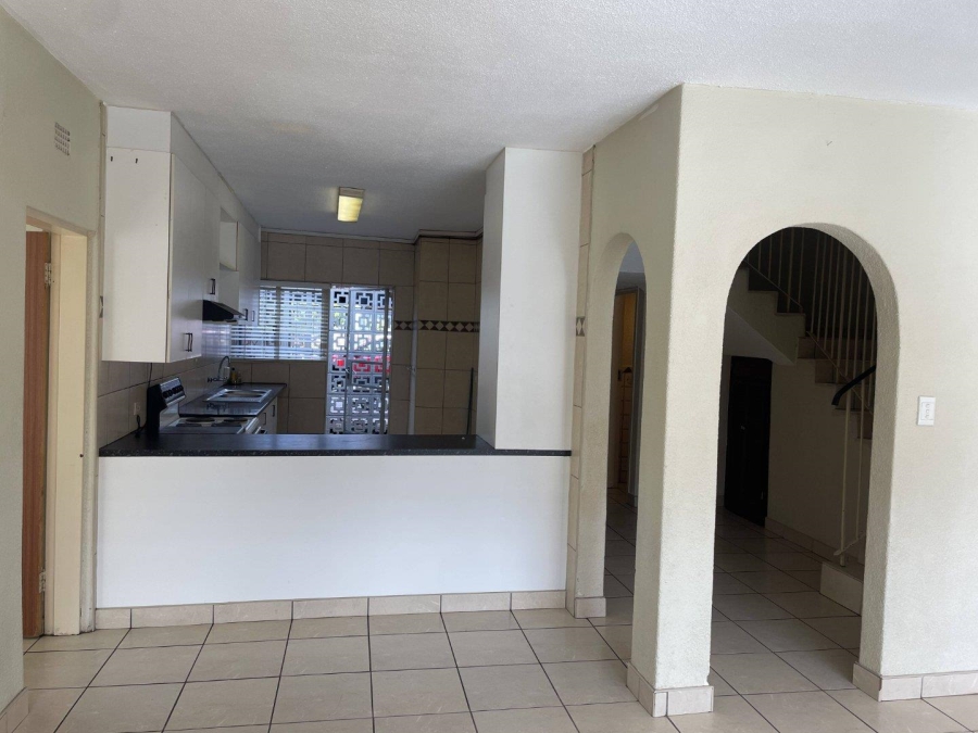 4 Bedroom Property for Sale in Crystal Park Gauteng