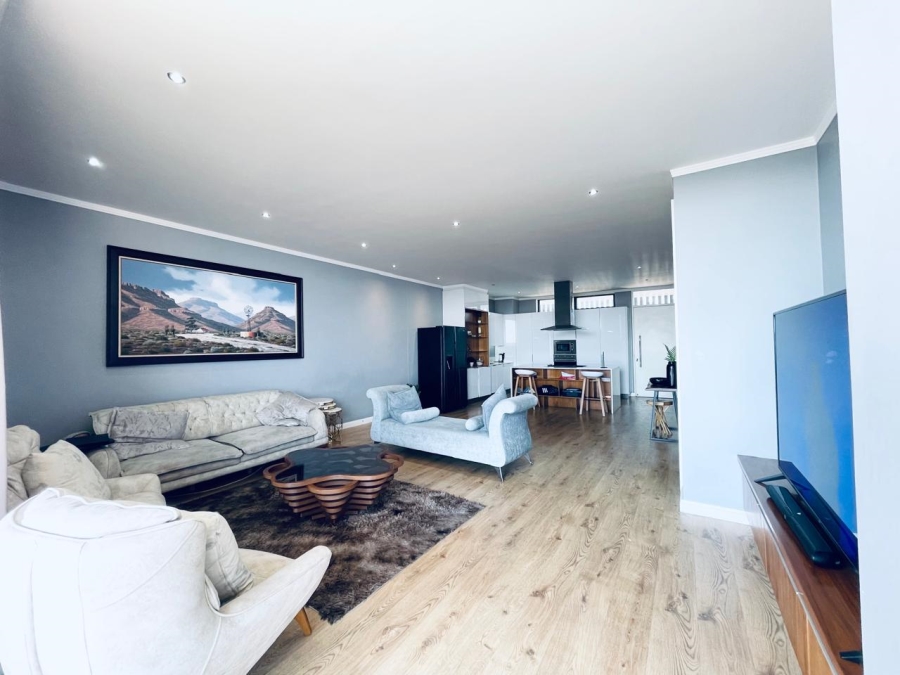 2 Bedroom Property for Sale in Morningside Gauteng