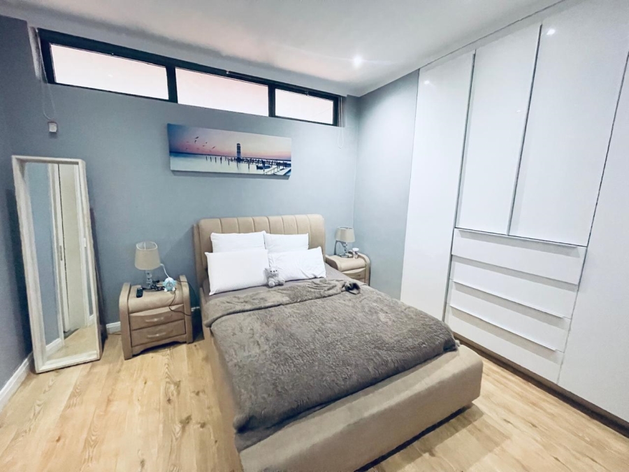 2 Bedroom Property for Sale in Morningside Gauteng