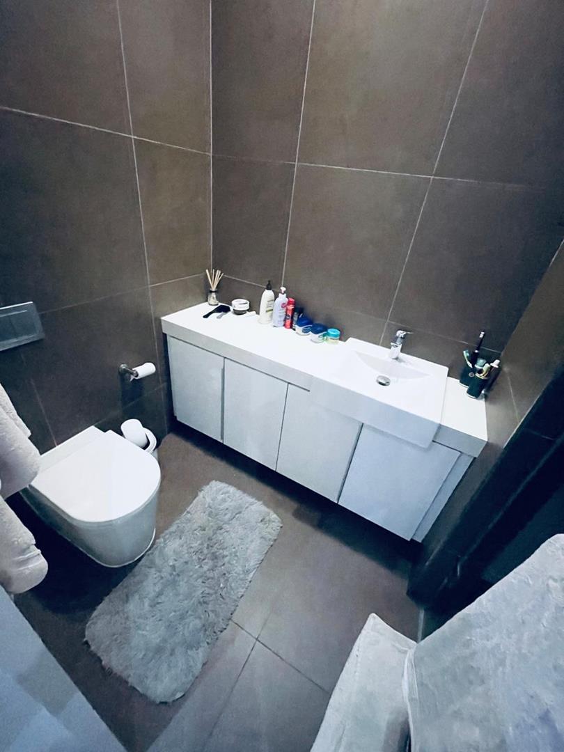 2 Bedroom Property for Sale in Morningside Gauteng