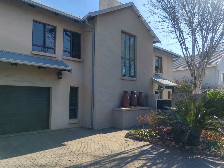 4 Bedroom Property for Sale in Zwartkop Golf Estate Gauteng