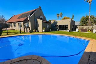 4 Bedroom Property for Sale in Brackendowns Gauteng