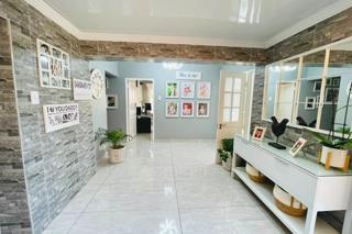 4 Bedroom Property for Sale in Brackendowns Gauteng