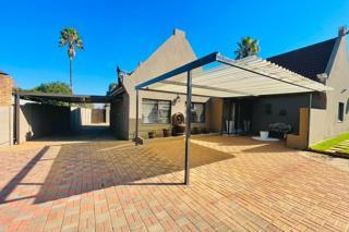 4 Bedroom Property for Sale in Brackendowns Gauteng