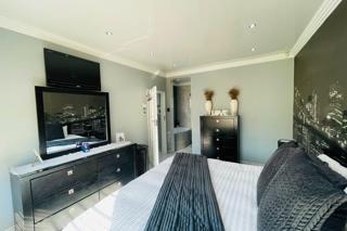 4 Bedroom Property for Sale in Brackendowns Gauteng