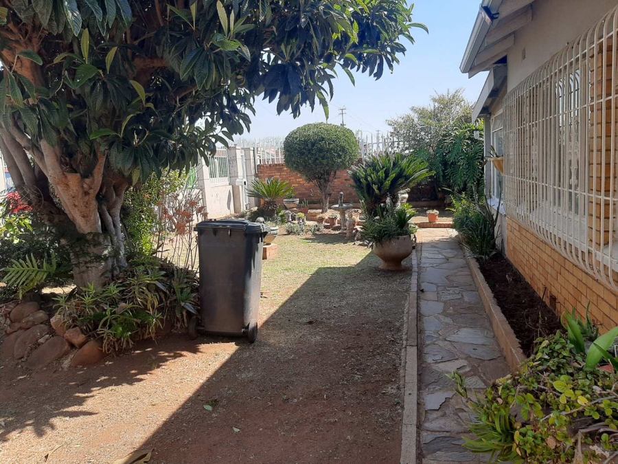 3 Bedroom Property for Sale in Rewlatch Gauteng
